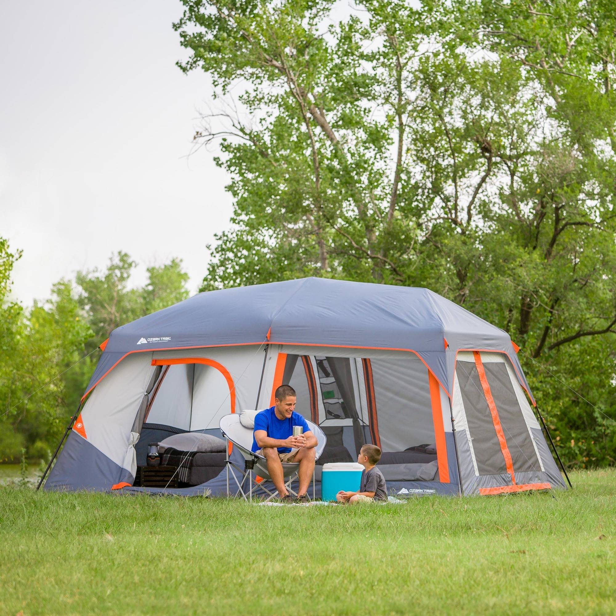 10-Person Instant Lighted Cabin Tent