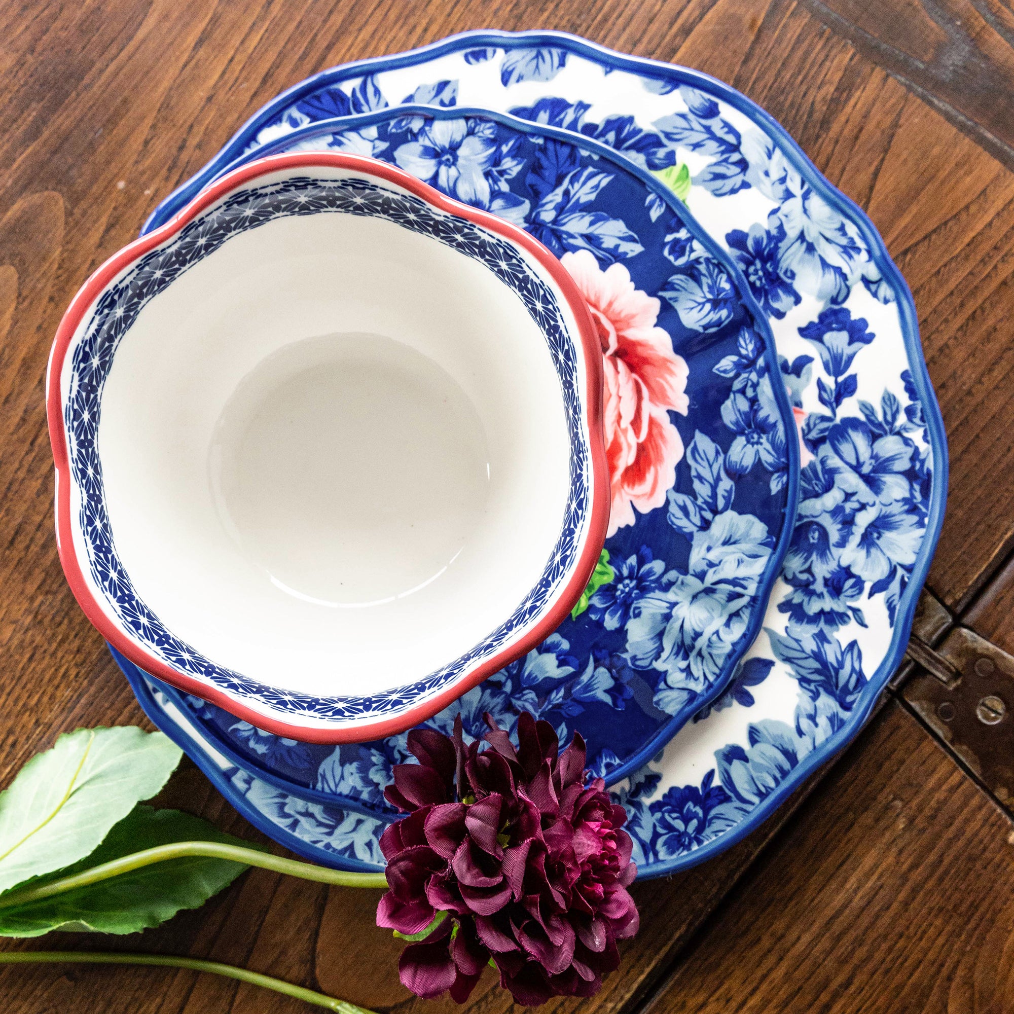 Heritage Floral 12-Piece Dinnerware Set